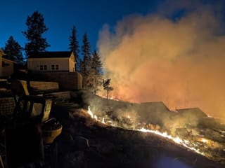 Devastation in Spokane: Wildfires Claim Hundreds of Homes Amid Mass Evacuations 