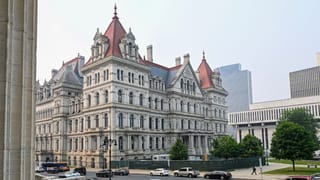 FBI foils ISIS-inspired bomb plot at New York State Capitol.