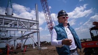 Trump Donor CEO Uses Tariffs to Crush Quartz Competitors