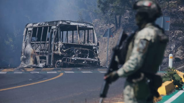 U.S. Embassy Warns Americans Out of Michoacán as Cartel Roadblocks Spread