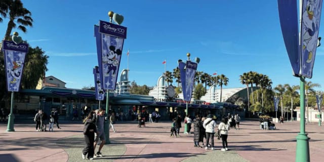 Suspicious bags outside Disneyland force visitors to reroute, prompt bomb squad response