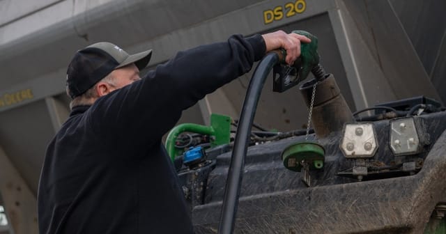 Oil prices crash as Trump declares Iran ceasefire