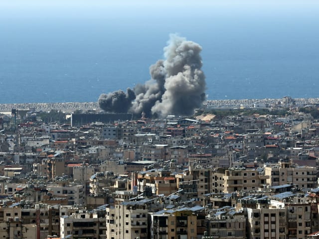 Israeli strikes trigger panic across Lebanon as ceasefire talks stall