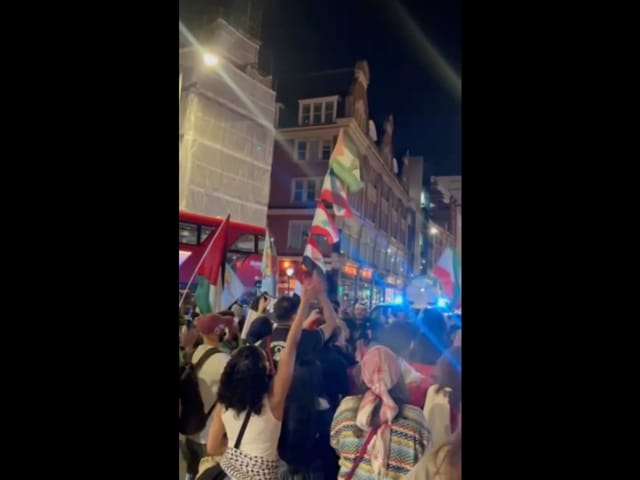 London Protesters Block Israeli Embassy Roads Over Lebanon Strikes