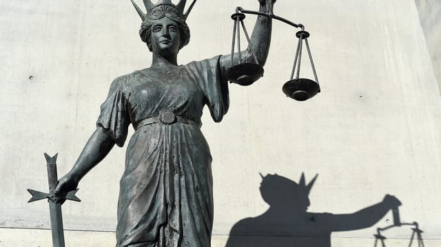 UK man who abused 9-year-old wins back Australian visa despite conviction
