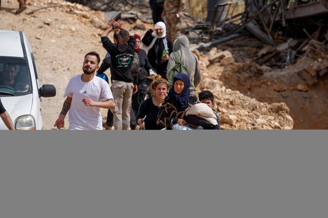 Israeli Forces Demolish Lebanese Homes Despite Active Ceasefire