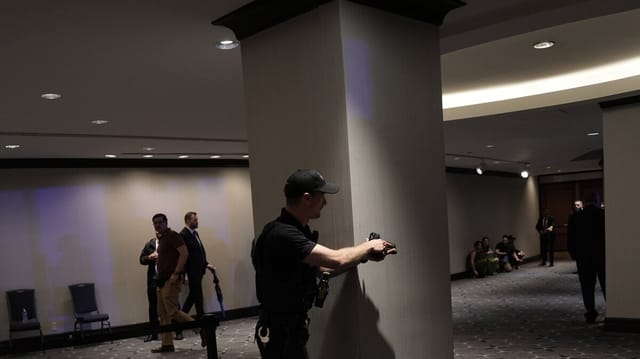 Gunman With Multiple Weapons Arrested at White House Correspondents' Dinner