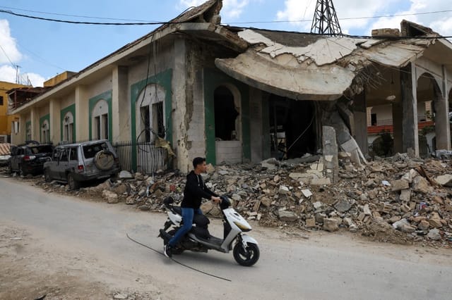 Lebanon Ceasefire Collapses as Thousands Flee New Israeli Strikes