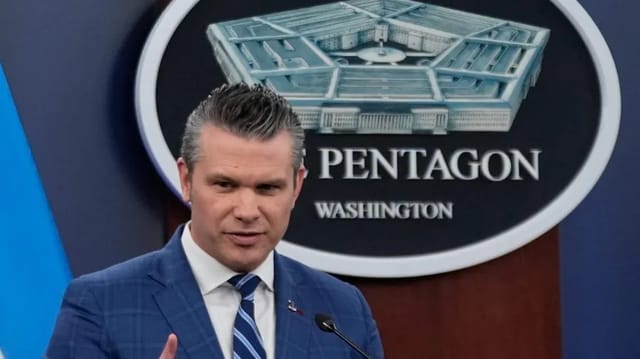 GOP Senators Lose Confidence in Defense Secretary Hegseth