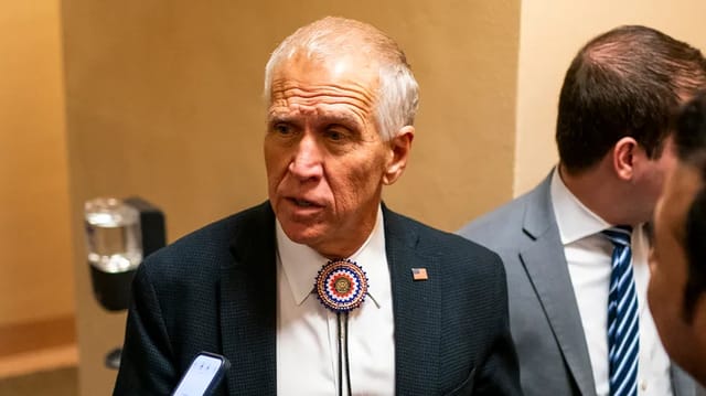 GOP Senator Questions Comey Indictment Evidence: 'More Than Picture in Sand'