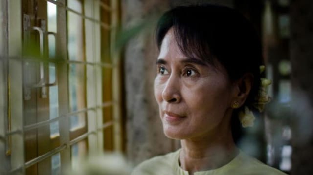 Myanmar Moves Aung San Suu Kyi to House Arrest After 5 Years Prison
