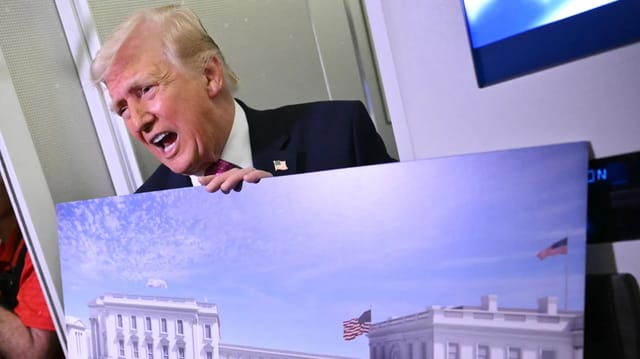 House Democrats Erupt Over $1B Trump Ballroom Security Proposal