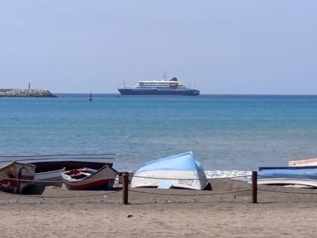 Spain Rescues Hantavirus Cruise Ship After 3 Deaths, Cape Verde Refuses