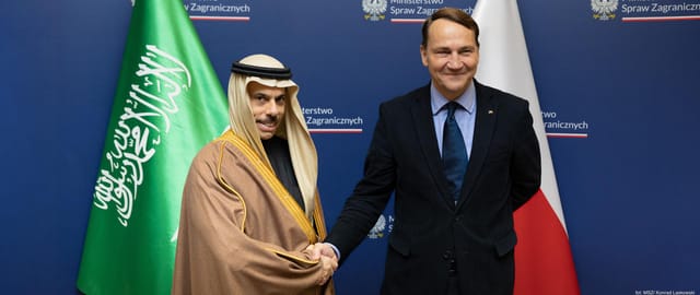 Iran, U.S. Eye 30-Day Peace Deal as Saudi Arabia Brokers Talks