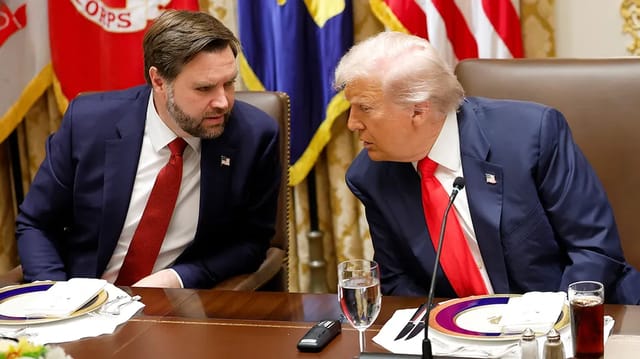 Trump Stores Secret Letter for Vance in Resolute Desk for Succession Crisis