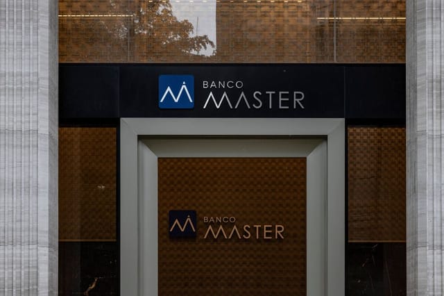 Brazil Police Arrest Banco Master CEO's Father in Expanding Fraud Probe