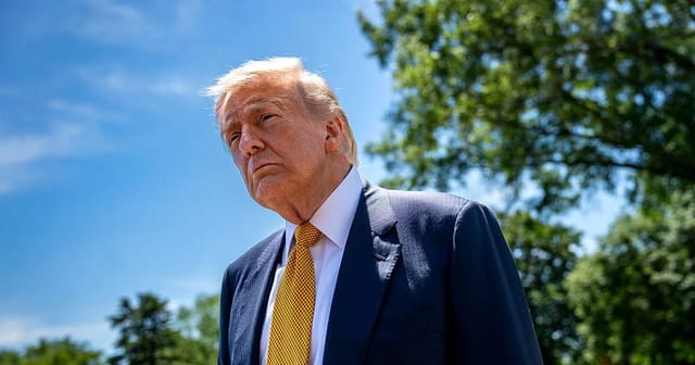 Trump Economic Approval Hits Second-Term Low as Iran Crisis Drives Gas Prices