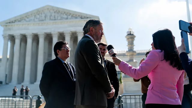 Massie Faces Trump-Backed Navy SEAL in Kentucky Primary Tuesday