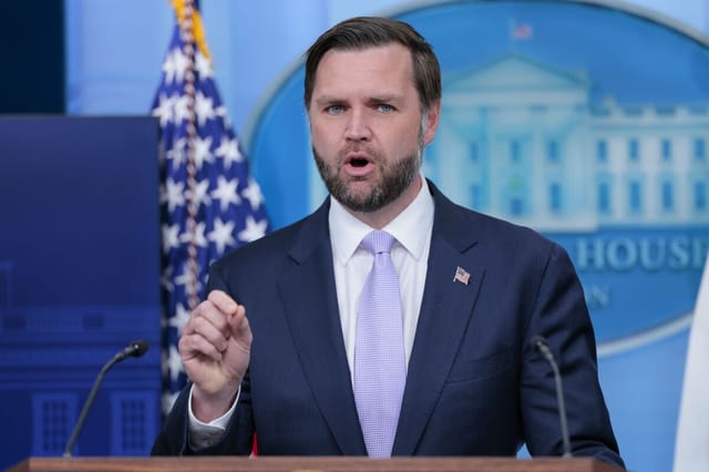 Vance: Trump Does Not Trade His Own Stocks Amid Financial Criticism